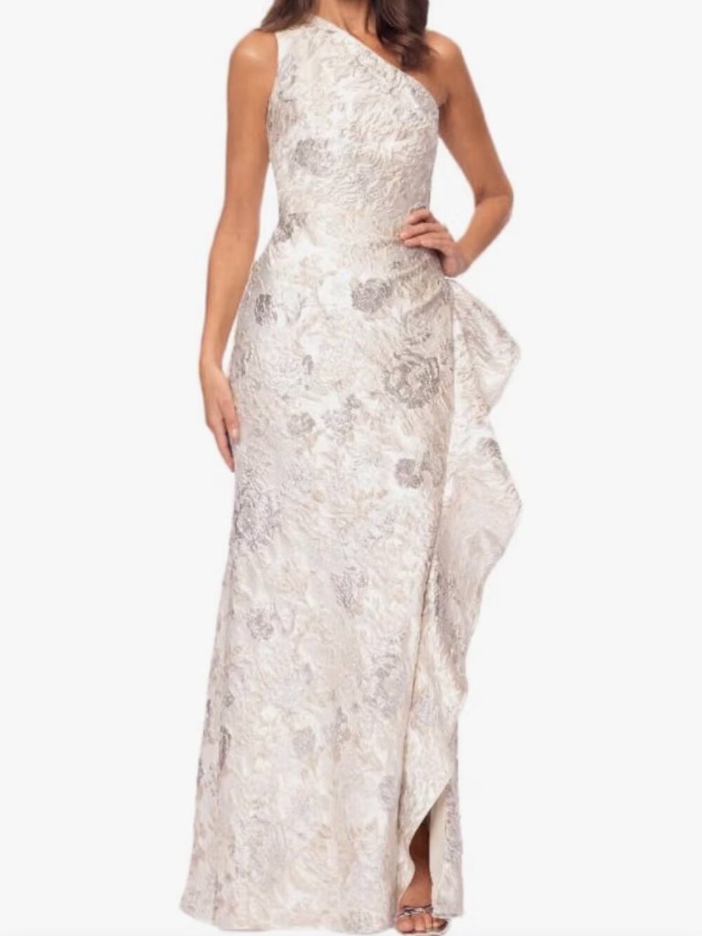 NWT Xscape Metallic Jacquard Garden One-Shoulder Gown in Champagne. Size 10